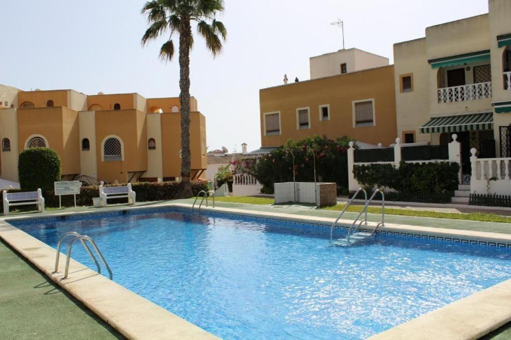 059 Bungalow Torrelamata Torrevieja Exterior photo
